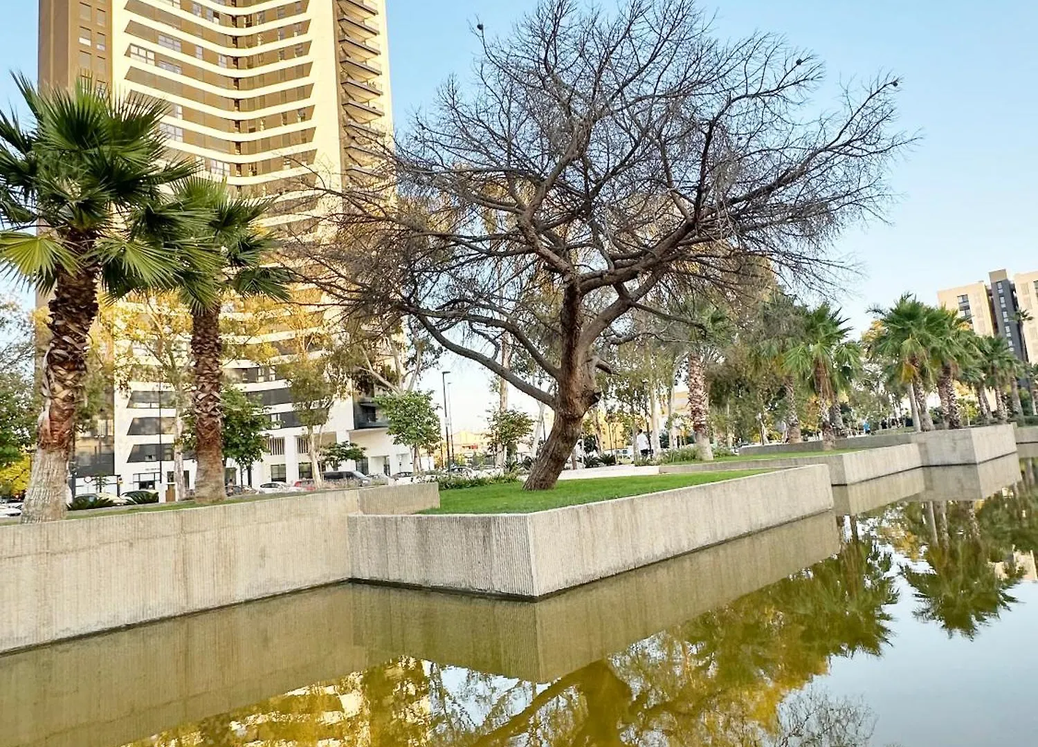 Malaga Urban Sky 3 Bed Apartment 22K