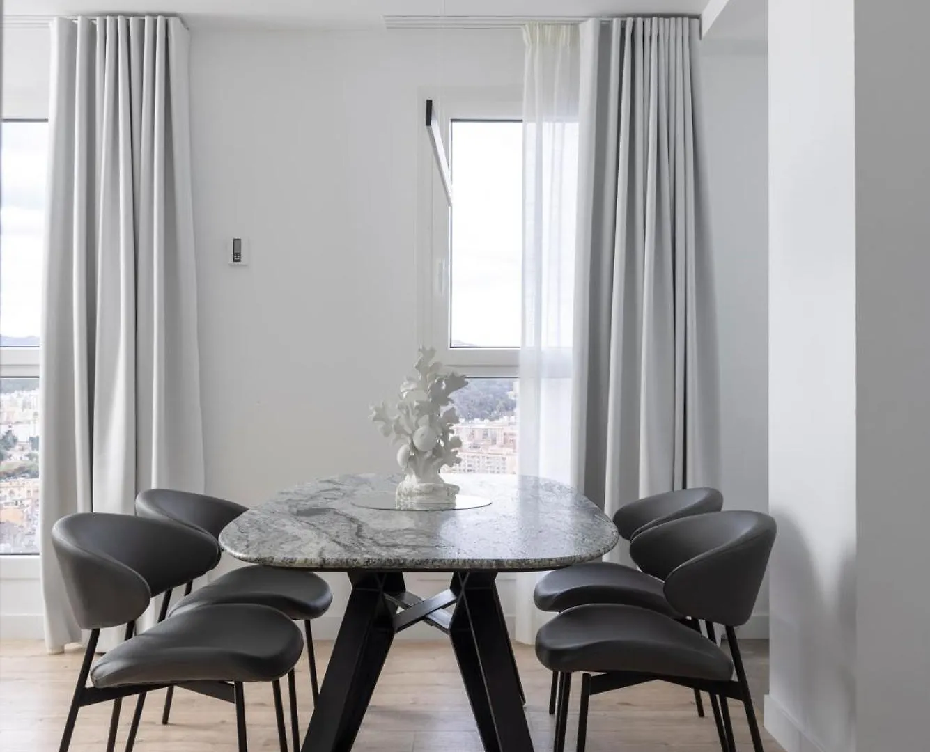 Malaga Urban Sky 3 Bed Apartment 22K