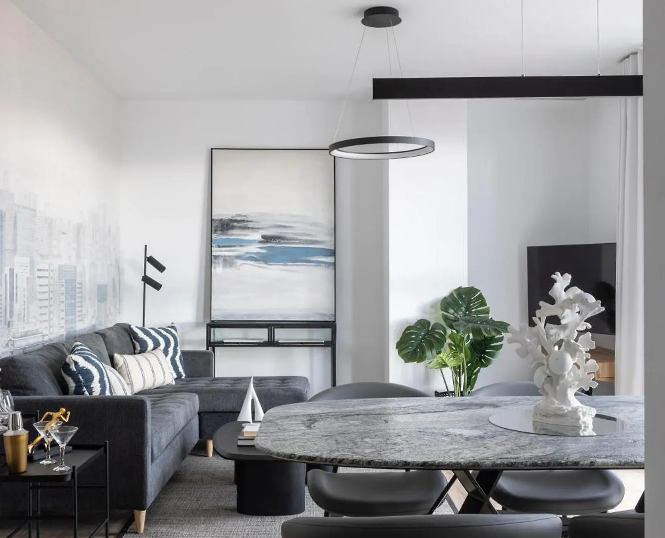 Malaga Urban Sky 3 Bed Apartment 22K 0*,